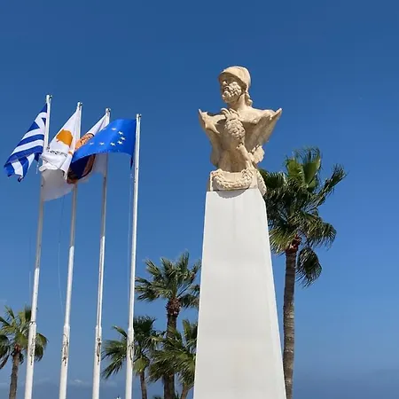 Апартаменты Ithaki Phinikoudes No. 207 *