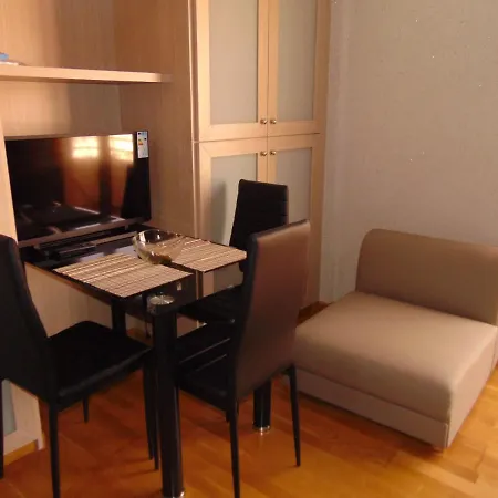 Ithaki Phinikoudes No. 207 Апартаменты *