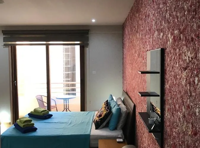 Ithaki Phinikoudes No. 207 Λάρνακα