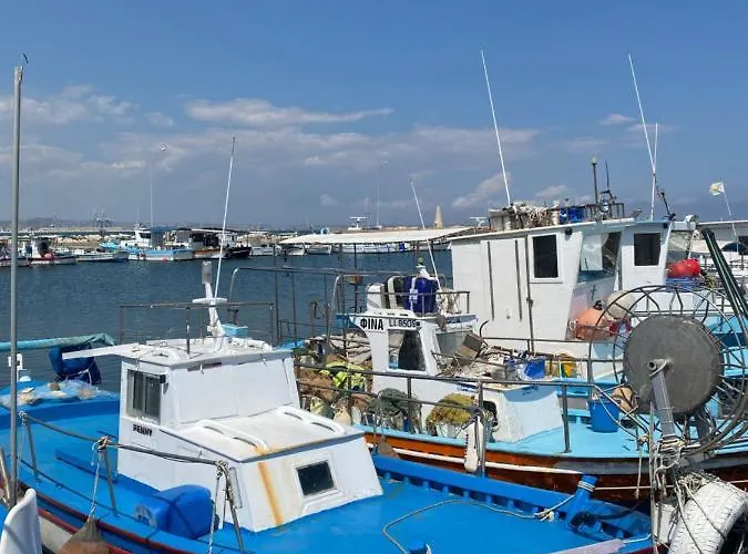 Διαμέρισμα Ithaki Phinikoudes No. 207