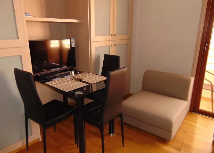 Ithaki Phinikoudes No. 207 Διαμέρισμα *