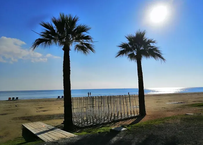 Διαμέρισμα Ithaki Phinikoudes No. 207